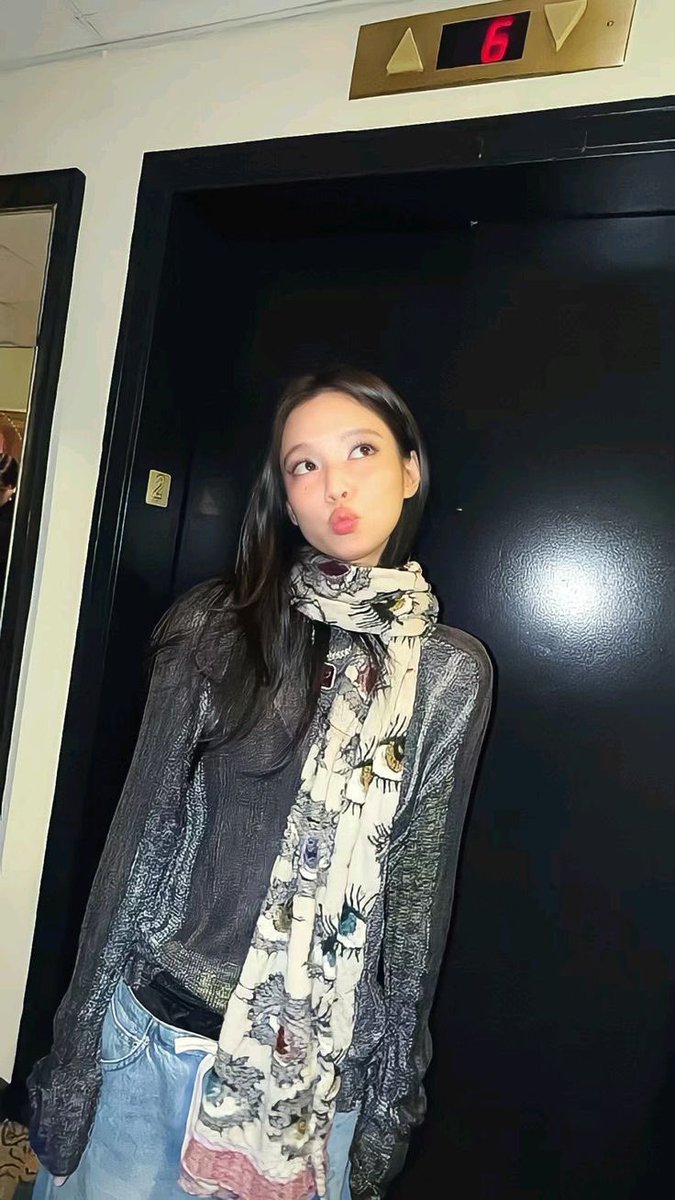 Good Evening Everyone! 

Oh!Flower sudah buka kembali ya
🌷🌸🌹🌼🌻
bagi kalian yang mau order untuk yang tersayang, bisa langsung ketuk dm kami dengan format ordernya~ 

-🦦