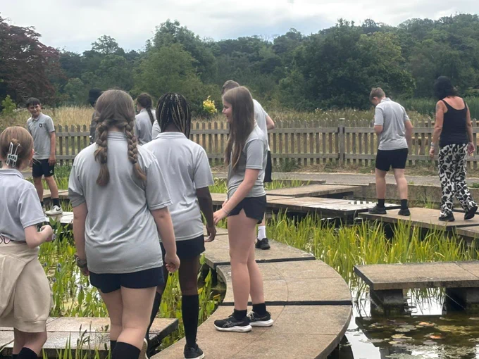 MMW: Hever Castle Image