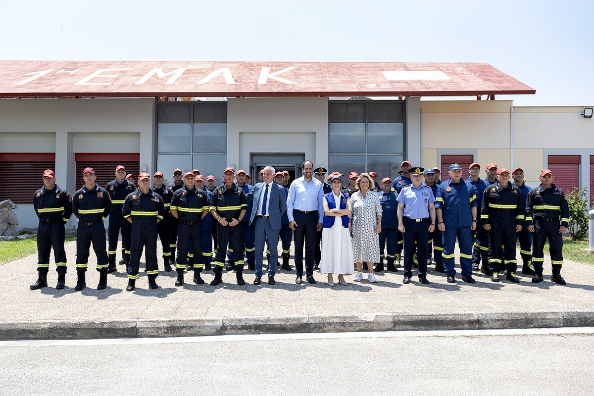 hadjalahbib's tweet image. Visited the impressive Elefsina Airbase, home to top-tier rescue teams and gear.
Met also with EMAK’s Special Disaster Response teams - always ready to act fast in fires, floods, earthquakes, and all-hazards. #Greece