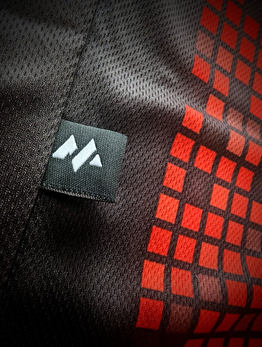 Monarch Sportswear tweet media