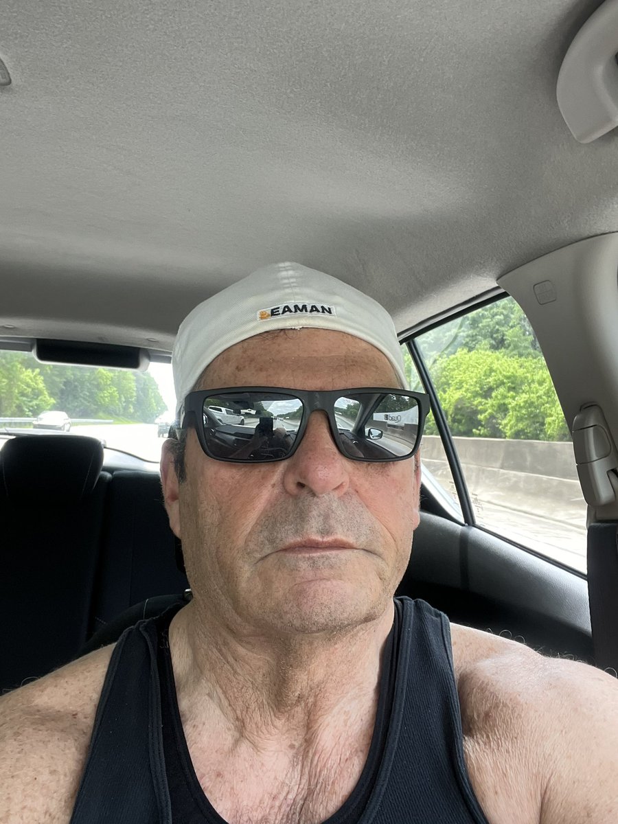 TheBeAManGuy's tweet image. Overwork. Don’t sleep.
Hate electric cars.
Ruin your marriage-BE A MAN!