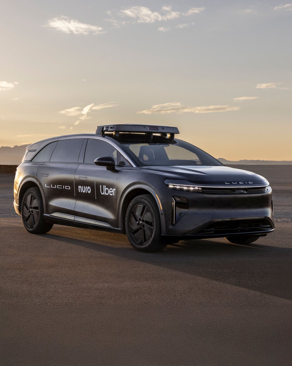 LucidMotors's tweet image. Lucid’s premium EVs. @nuro's proven L4 autonomy. @Uber's global ride-hailing network.
Together, we're launching a next-gen robotaxi fleet — 20K+ vehicles, starting in 2026.
Read more about today’s announcement here: bit.ly/44OOv4W