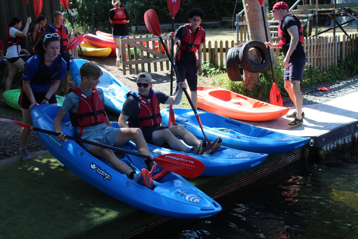 Chessbrookesc's tweet image. Enrichment Week provides students with valuable learning opportunities, teaching life skills and creating memorable experiences!  

Last Friday, everyone enjoyed a wonderful day at the Aquadrome by the lake! 🚣