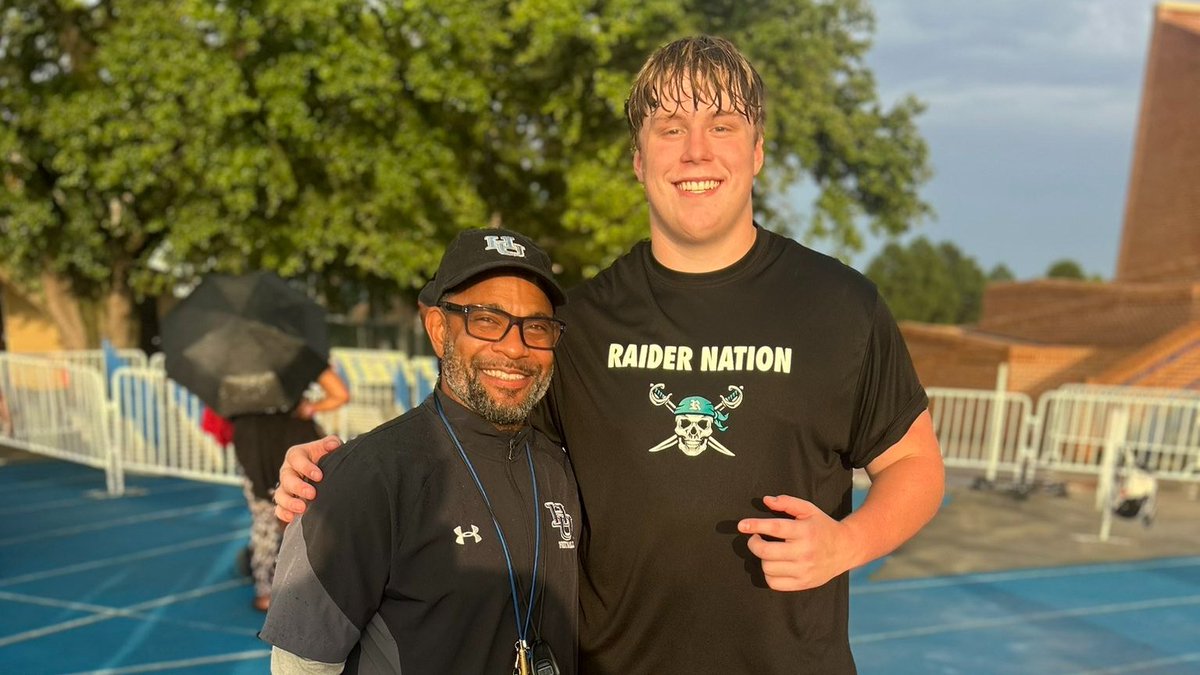 HAMPTON PROSPECT CAMP COVERAGE  | A look at some of the top Offensive talents that shined
🔥A look at top talents that turned heads at Hampton
📖Scouting Reports + Standouts
STORY: ▶️sixstarfootball.com/article/hampto…

<a href="/gavin_bennett08/">Gavin Bennett</a> <a href="/Xman_qb/">Xavier Brookins</a> <a href="/jaden_br0wn27/">Jaden Brown</a>
 <a href="/Benjaminhavunen/">Benjamin Havunen</a>
