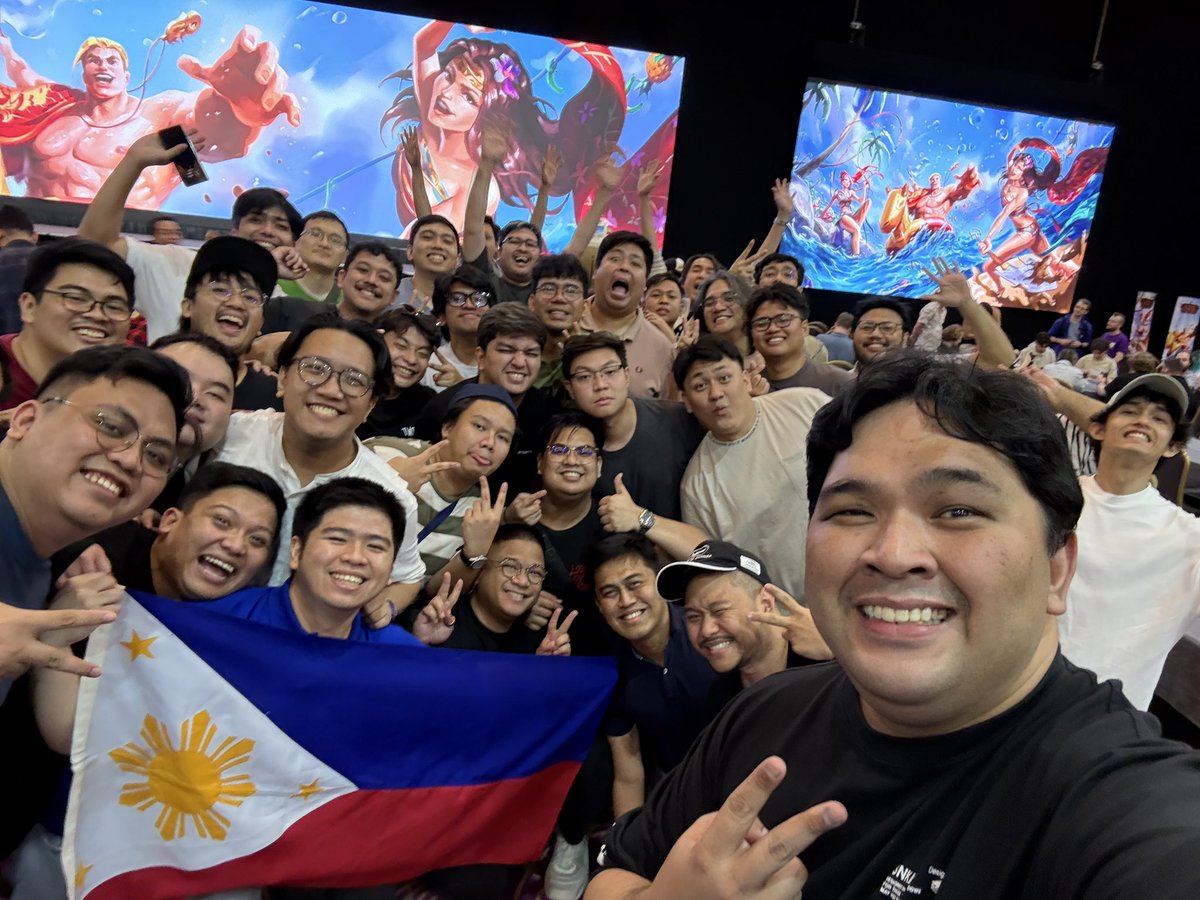 60+ contingent from the 🇵🇭 here at the #fabtcg Pro Tour: Singapore!!! LFG <a href="/james_white/">James White</a>