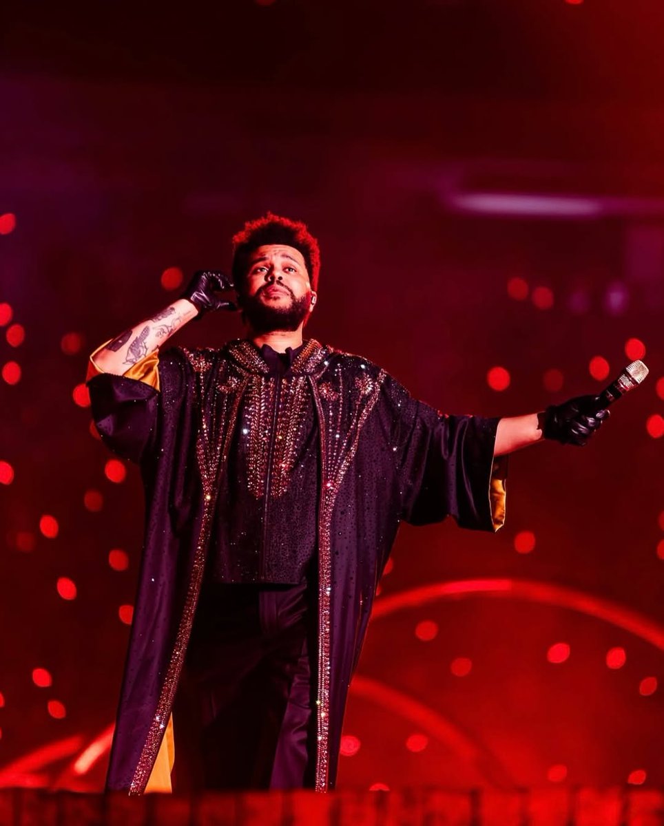 SiteTheWeekndBR's tweet image. The Weeknd é #1 no Artist Power Index pela 5ª vez desde que retomou a turnê "After Hours Til Dawn Tour"!
Entre maio e junho, foram 16 shows em estádios, arrecadando $125 milhões com mais de 794 mil ingressos vendidos em 8 cidades! 🏟️🔥