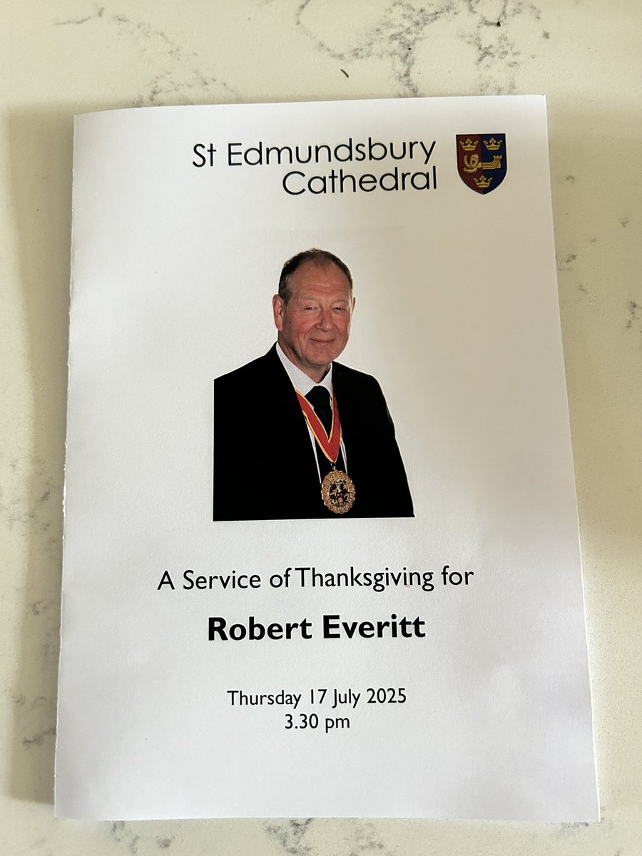 MarkourbseBID's tweet image. It was a privilege to know & work with Robert Everitt during his time as Town, Borough, District & County Councillor & also as an @ourburysteds BID board member. He was so proud & supportive of his ‘communities’ wherever they were & was an extremely polite & civilised gentleman.
