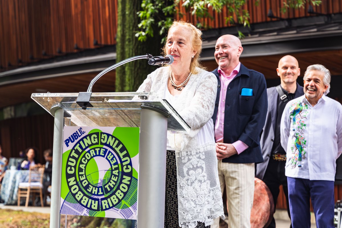 galeabrewer's tweet image. I had such an amazing time Tuesday at the reopening of the Delacorte Theater, joined by many friends throughout the community! Shakespeare in the Park is a cornerstone of NYC’s cultural life, and I’m proud to support its next chapter!
Thank you @PublicTheaterNY!