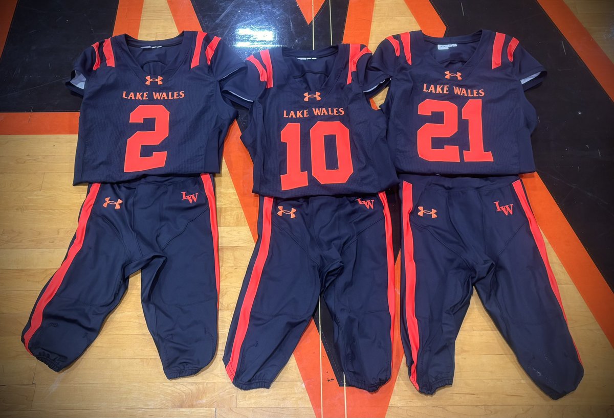 New threads! 👀