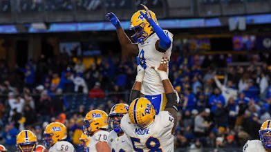 TristanDare2027's tweet image. #AGTG After a great conversation with @BrandonBowie_, I am blessed to receive an offer from the University of Pittsburgh! @CoachDuzzPittFB @CoachDarveau @CoachLG @Pitt_FB #H2P
@coachrdodge @coachvictorgill
@CoachRazloznik @SLC_Recruiting