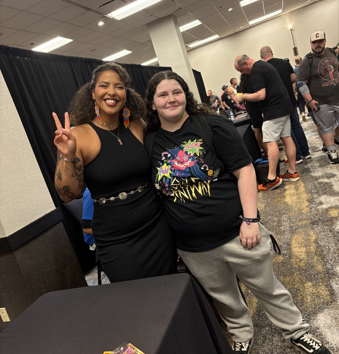 STATLANDED's tweet image. meeting ur two favorite wrestlers that hate each other