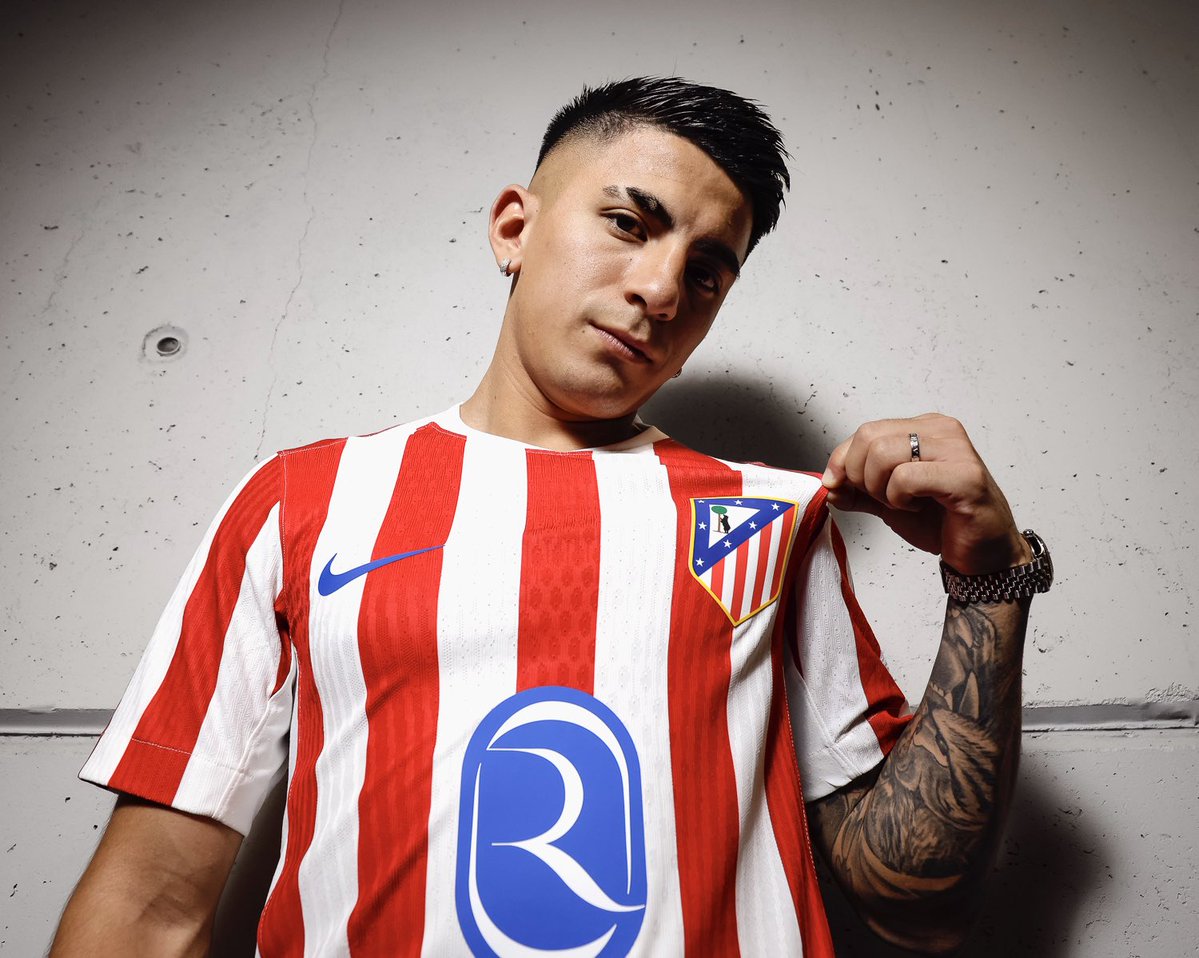 🔴⚪️🇦🇷 Thiago Almada made clear last week that he was not gonna discuss with any other club…

…he only wanted to play for Atlético. 🤝🏻