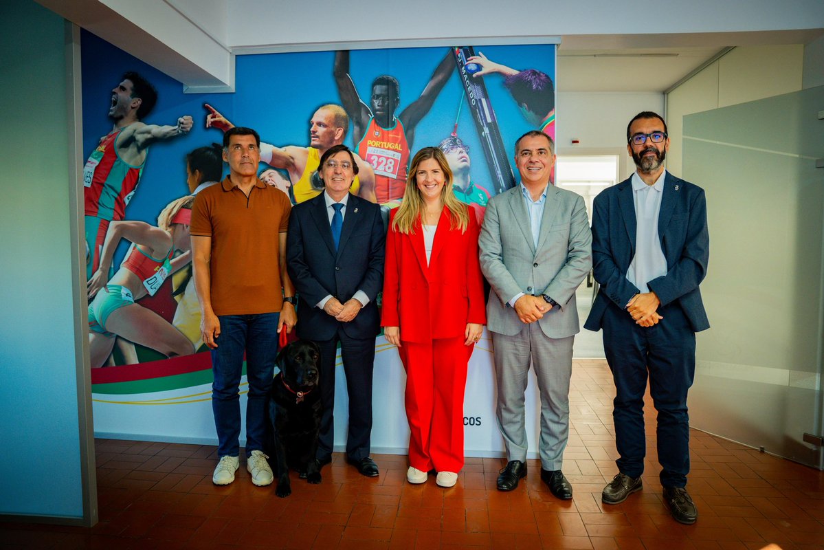 margaridalopes's tweet image. 🤝 Reunimos com o @COPPORTUGAL, o @ParalimpicosPT e 53 federações na cimeira da @confdesportopt. Ouvimos preocupações, alinhámos prioridades e reforçámos o compromisso com um desporto mais justo, inclusivo e preparado para o futuro. #Desporto