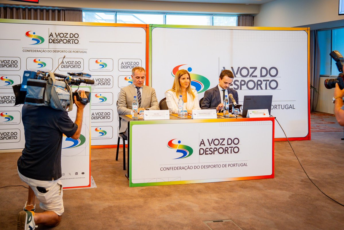 margaridalopes's tweet image. 🤝 Reunimos com o @COPPORTUGAL, o @ParalimpicosPT e 53 federações na cimeira da @confdesportopt. Ouvimos preocupações, alinhámos prioridades e reforçámos o compromisso com um desporto mais justo, inclusivo e preparado para o futuro. #Desporto
