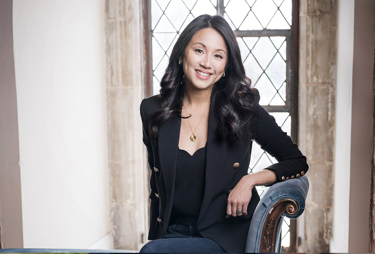 ChemistryMIT's tweet image. "How do we take complex ideas like pandemics, vaccines, and cancer pathways and make them accessible and amenable to each audience? Looking back, I see it’s a lesson I learned at MIT." - Chemistry Alum Deborah Pan Dorner ’03 in a profile by @MIT_alumni
chemistry.mit.edu/chemistry-news…