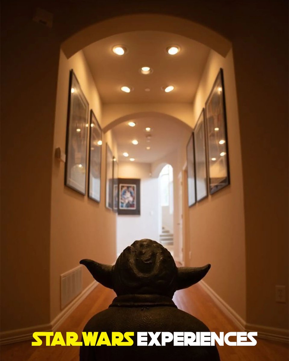 JuliensAuctions's tweet image. Star Wars collectors! Bid on the ultimate private party experience at Rancho Obi-Wan, Imperial Archives, Bobacabana, or Sithsonian! These EXCLUSIVE tours for up to 10 guests include special tour itineraries based on each museum's location, Skywalker Vineyards wine tasting and…
