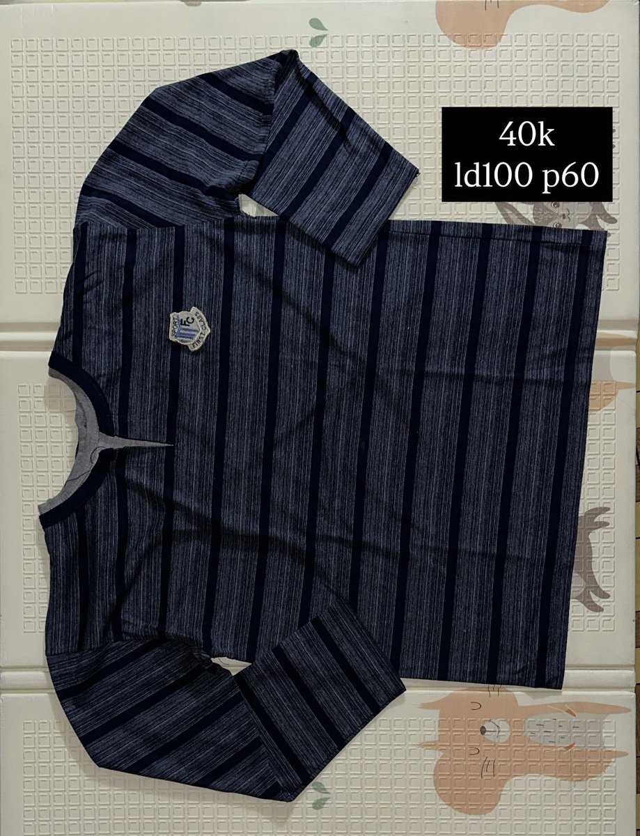 loeyy191's tweet photo. atasan buat cowo khusus hari ini potong 10k per items bisa 🍊 https://t.co/Rq9m7Pp56D