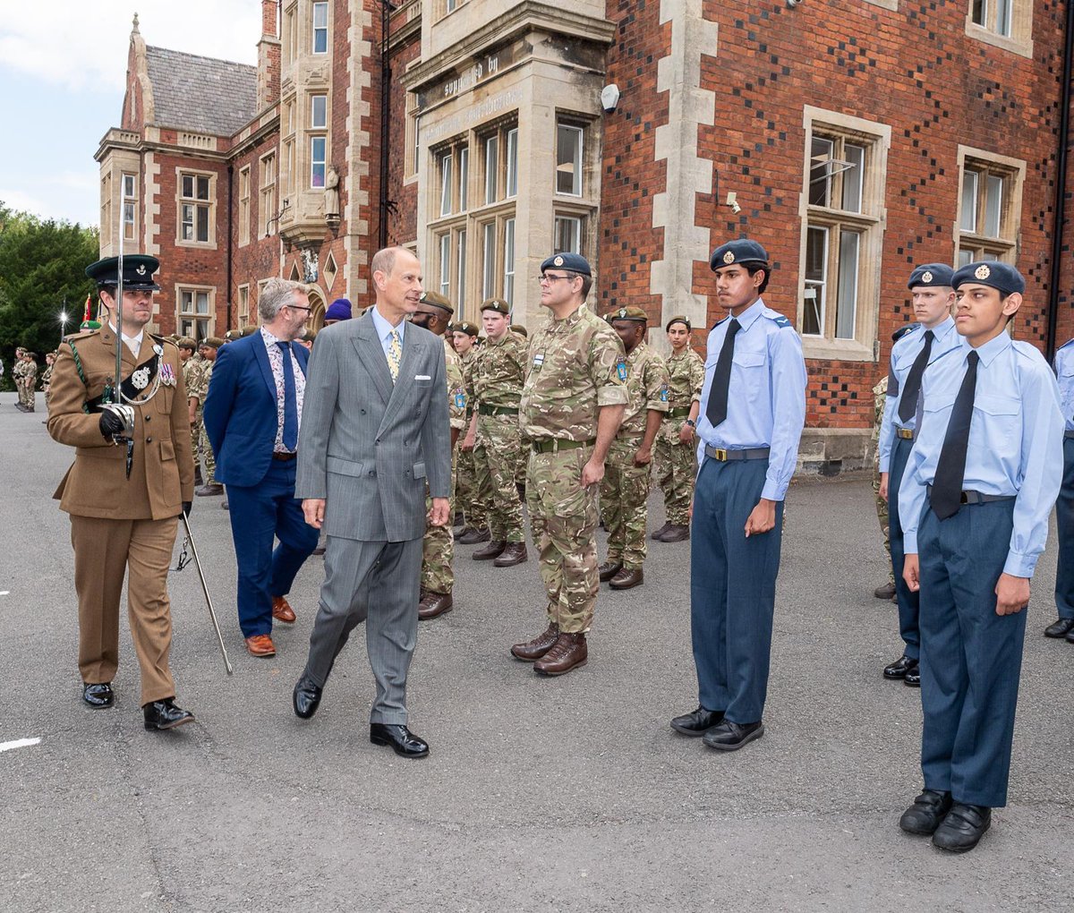 Before we finished for the summer our #CCF Cadets welcomed <a href="/BagshotPark/">The Duke and Duchess of Edinburgh</a> to <a href="/TheRoyalSchool/">The Royal School</a>. We are honoured that HRH The Duke of Edinburgh is our Royal Patron and kindly inspected the Contingent. A once in a lifetime opportunity for our <a href="/CCFcadets/">Combined Cadet Force</a> <a href="/ArmyCadetsUK/">Army Cadets UK</a> <a href="/aircadets/">RAF Air Cadets</a>