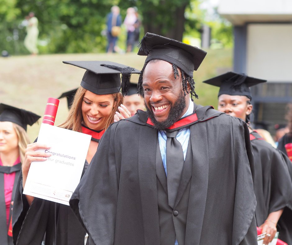 Uni_of_Essex's tweet image. Today is a proud milestone for everyone celebrating #EssexGraduation 🎓
As you begin an exciting new chapter, remember we're cheering you on every step of the way. You'll always be part of the Essex family.
Find more photos from today here: brnw.ch/21wUe3y