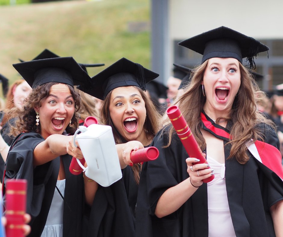 Uni_of_Essex's tweet image. Today is a proud milestone for everyone celebrating #EssexGraduation 🎓
As you begin an exciting new chapter, remember we're cheering you on every step of the way. You'll always be part of the Essex family.
Find more photos from today here: brnw.ch/21wUe3y