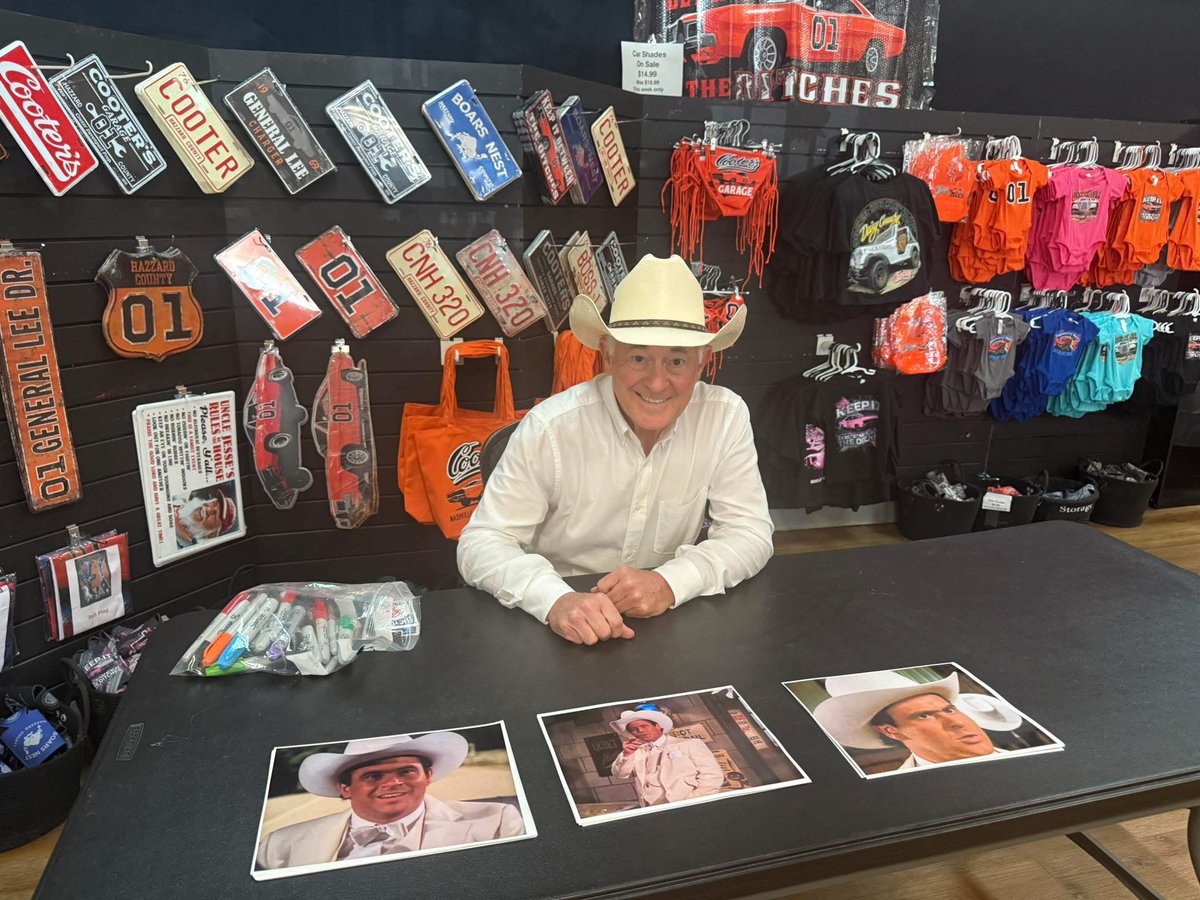 cootersplace's tweet image. Surprise!! Surprise!! Jeff Altman “Hughie Hogg” here (Pigeon Forge) today signing autographs! Come on in and meet Hughie! Hughie will only be here for limited time today, but don’t worry he will be here Friday till Sunday 11am til 4pm #cootersplace #dukesofhazzard