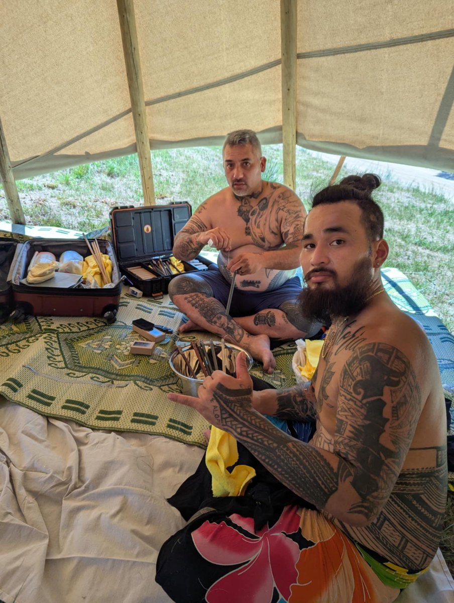 KanahusFreedom's tweet image. Traditional indigenous tattoo gathering Porcupine, Oglala Lakota Territory ❤️