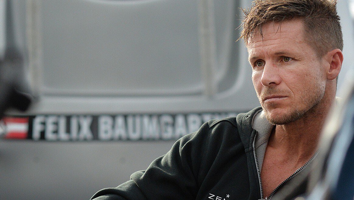 Unfall in Italien: Der österreichische Extremsportler Felix Baumgartner ist bei einem Paragleit-Unfall ums Leben gekommen. krone.at/3845023