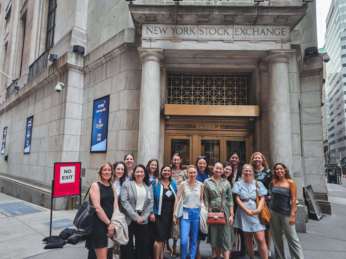 PAR_Tech's tweet image. From Microsoft HQ to the NYSE floor, the 2025 PAR Women’s Summit was filled with strategic wisdom, authentic leadership, and an unforgettable sense of community. 💜
A heartfelt thank-you to the brilliant women who joined us and the leaders who lit up the room with insight. 👏