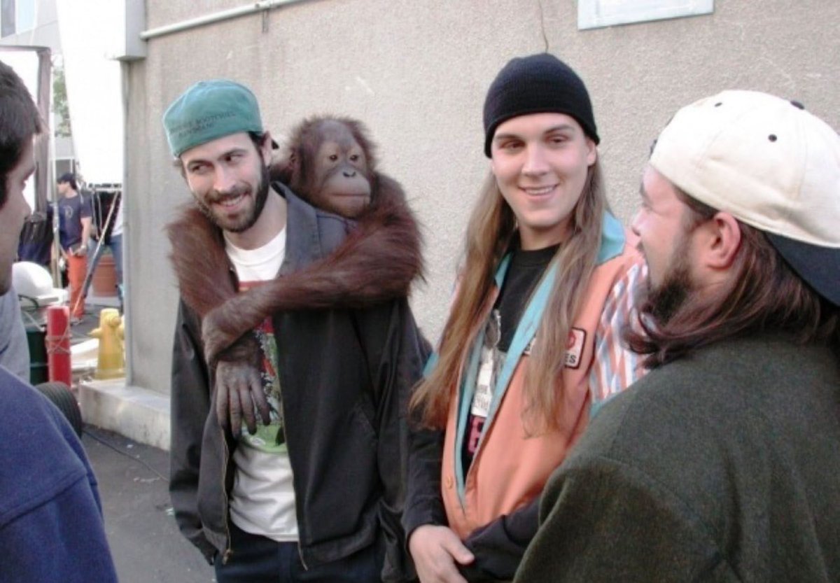 JayMewes's tweet image. 30 Years of Mallrats this year ;) #tbt