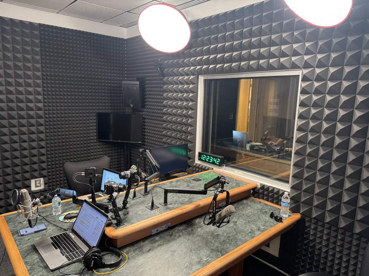 blamarre's tweet image. “It is important for all of us to learn more about the weather hazards that occur where we live and empower ourselves with actionable information”. Thanks to @doctorgracyn for organizing the interview with @matthew_peddie @FloridaMatters today to discuss weather impacts. #flwx