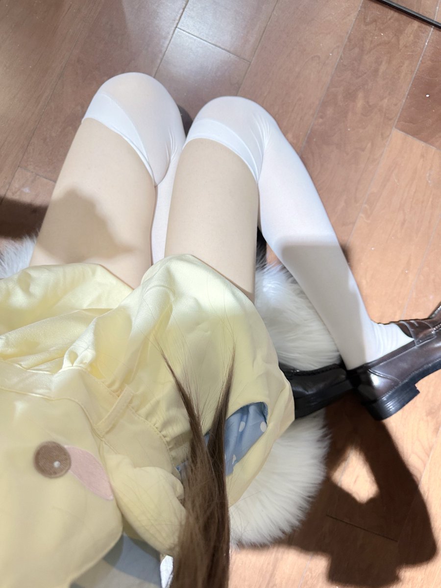 今日皮肤  #母狗 #反差 #羞辱 #女大学生