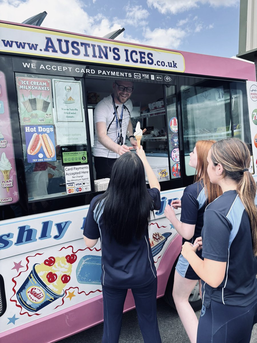 Sports day was wonderful yesterday. Great team work by our students supporting each other. 

I thoroughly enjoyed being Mr Whippy for a few hours serving ice cream 🍦 🤩

#TheLongdendaleLegacy