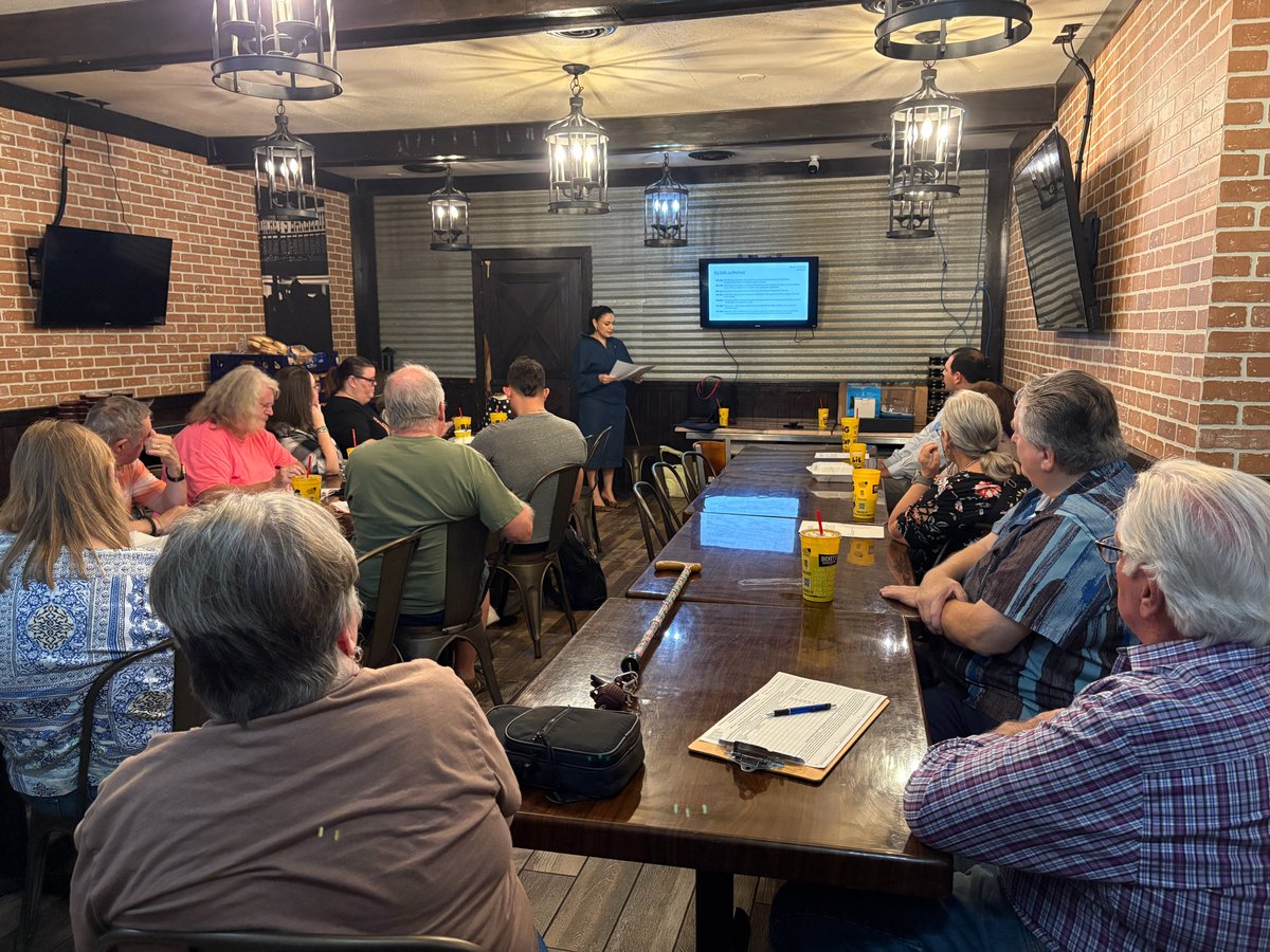 lindafortexas's tweet image. Thank you @EastDallasDems for the opportunity to share a legislative update and connect with engaged members of our community.
Gracias a DACED por la oportunidad de compartir una actualización legislativa y conectar con miembros comprometidos de nuestra comunidad.