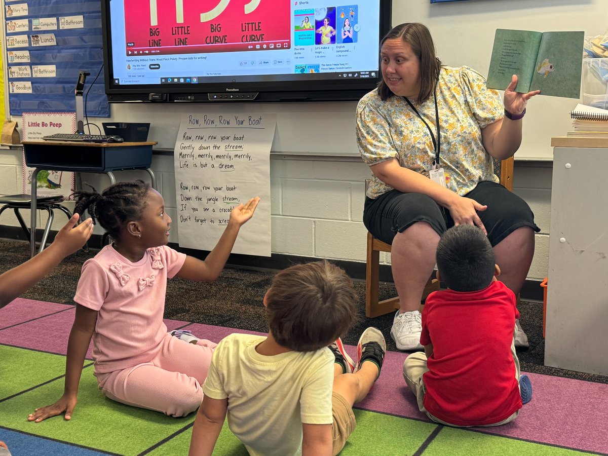 Exciting progress in early literacy! The Summer Bridge program is helping young learners build a strong foundation for Kindergarten success with fun and engaging activities.

Learn more at manateeschools.net/goodnews #ManateeSchoolsGoodNews at Daughtrey Elementary School