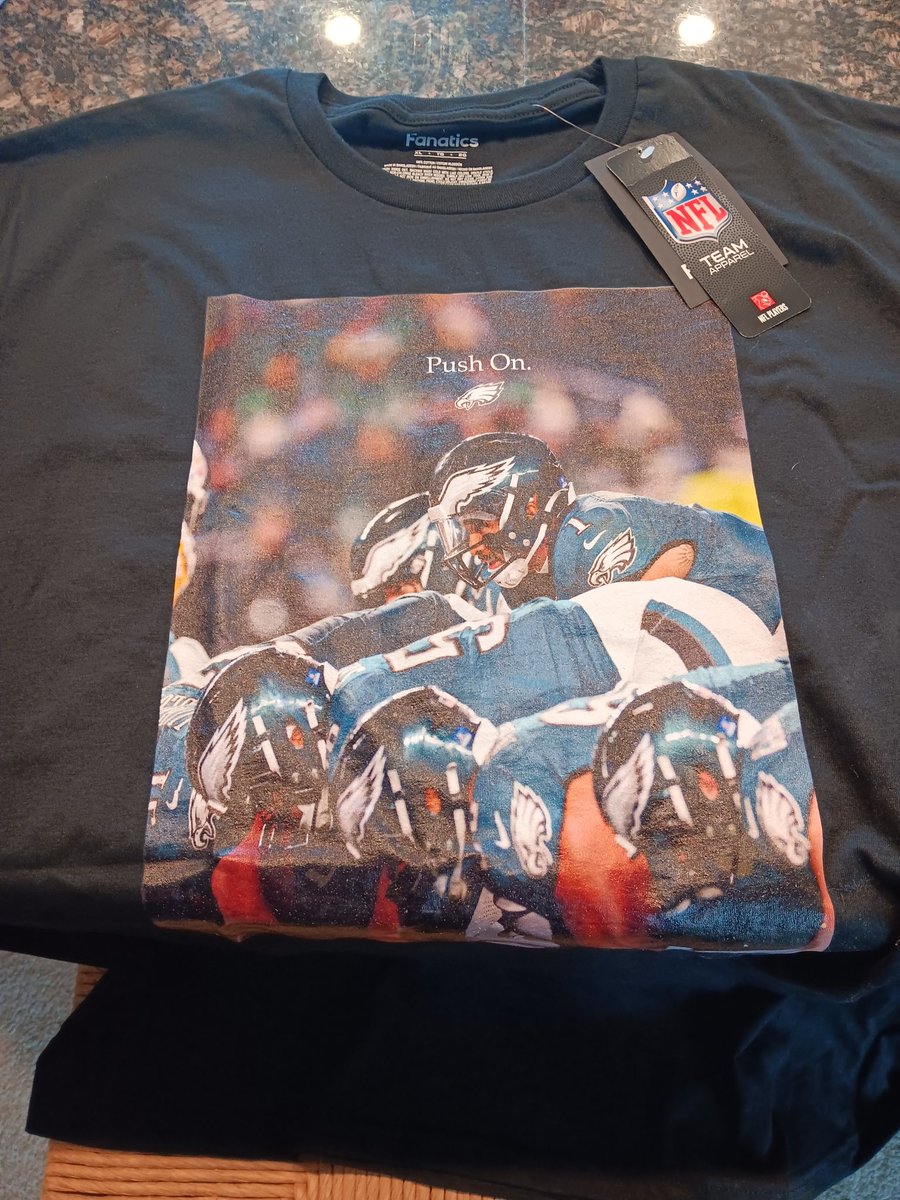 Beardaknowledge's tweet image. Who wants this @Eagles "PUSH ON" TUSH PUSH T-shirt?
Training camp begins Tuesday
So I'm going to give it away Tuesday
Here's how you enter
🦅 Follow @Beardaknowledge
🦅 Like and Retweet this post
I will pick a random winner on Tuesday afternoon
Give me a GO Birds also!