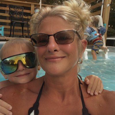 teripeeps3's tweet image. #NewProfilePic