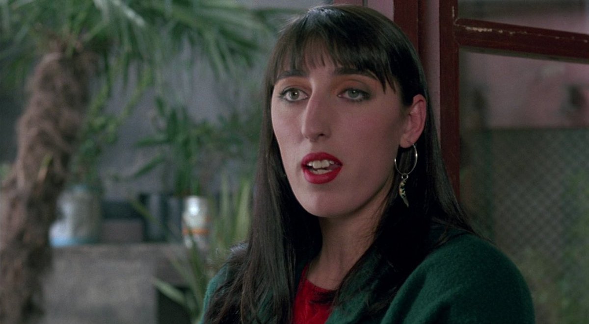 oneperfectscene's tweet image. women on the verge of a nervous breakdown (1988) dir. pedro almodóvar