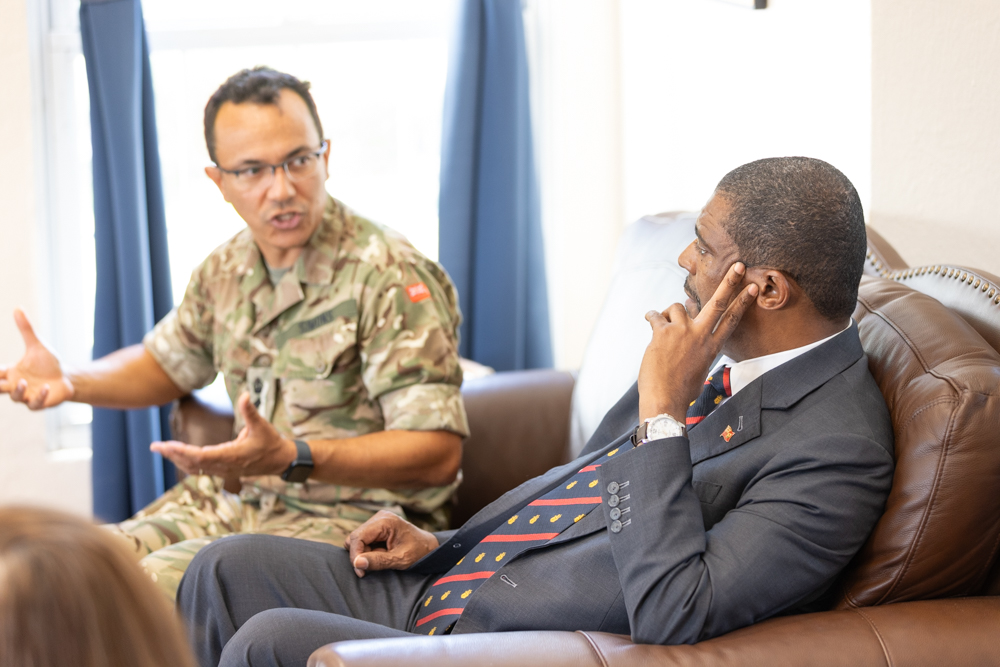 BdaGovernment's tweet image. Minister of National Security, the Hon. Michael Weeks, JP, MP, recently welcomed senior officials from the Turks and Caicos Islands (TCI) at Warwick Camp, who are in Bermuda to observe and engage with their Regiment, which is currently undergoing training.
The visit highlights a…