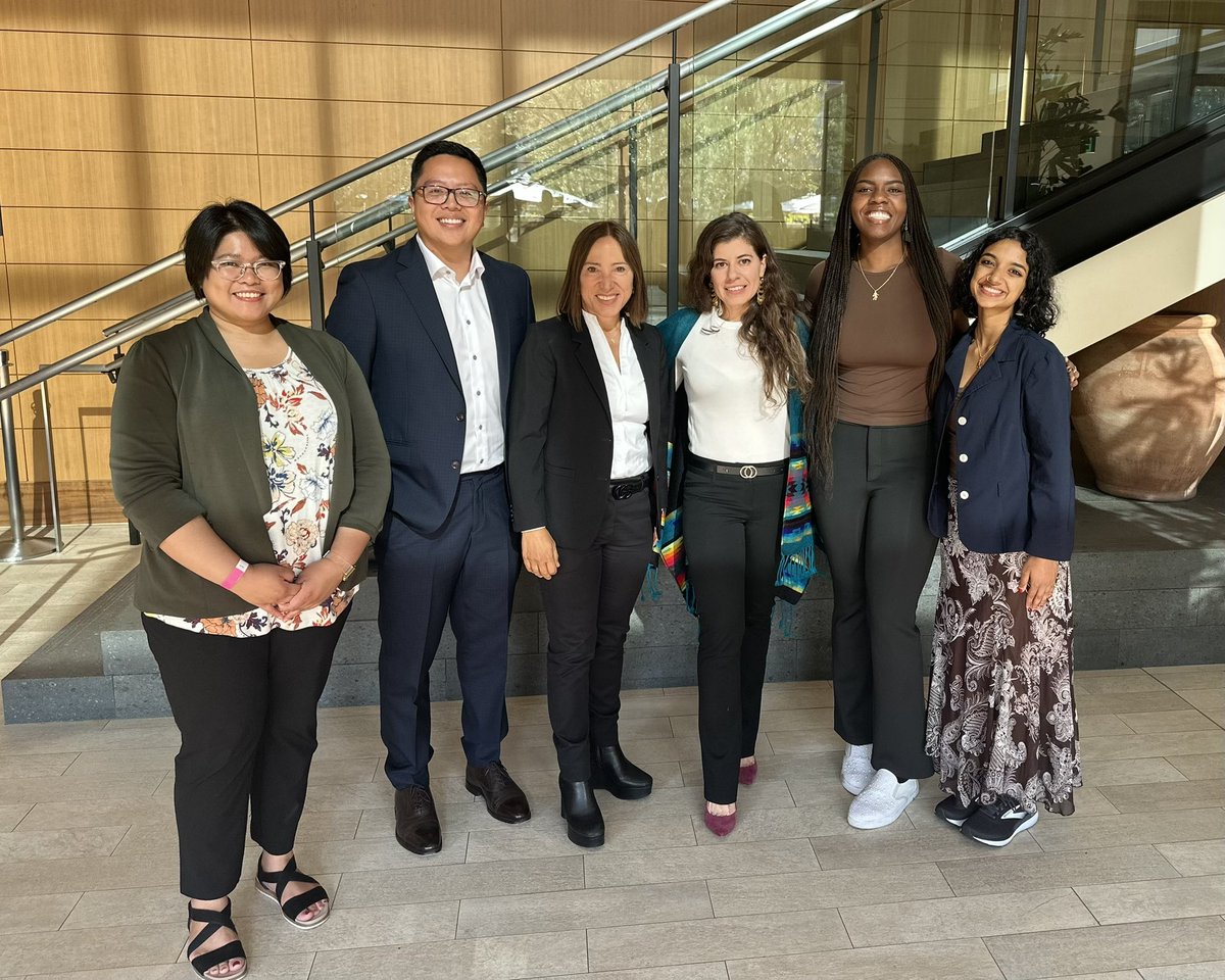 CALtGovernor's tweet image. Great to meet with @UCGPC and @_UCSA students before today’s UC Regents meeting!
Thank you for fighting to make the UC system more affordable, accessible & equitable for students.