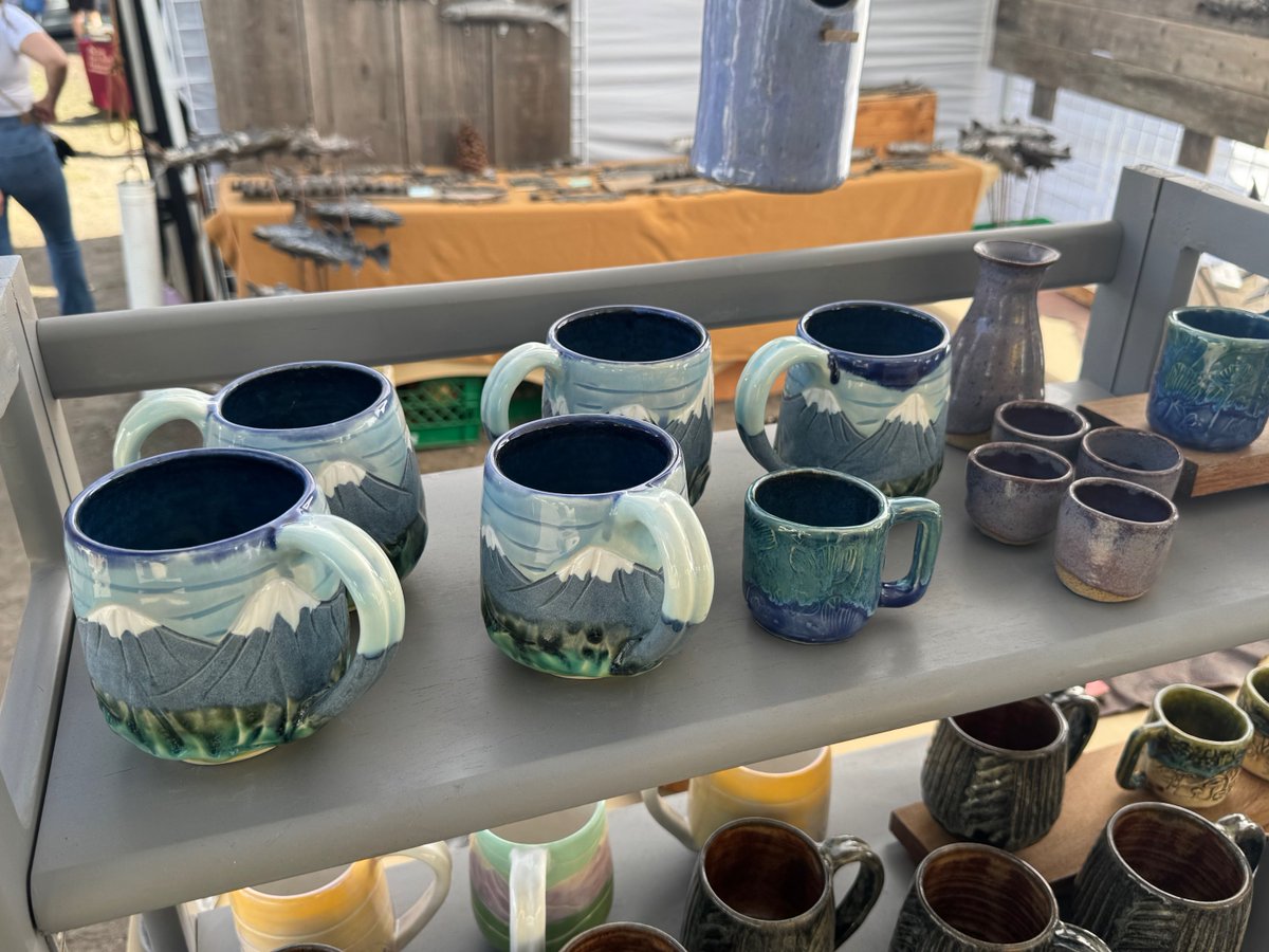 wildland_zko's tweet image. Erika and I will be selling her pottery and my metalwork at a craft fair in Graeagle, California, this weekend! All proceeds go to support The Lookout (aka us making a living in general!) graeagle.com/events/graeagl…