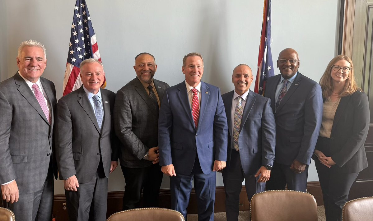 SenJonHusted's tweet image. Met with leaders across Ohio’s airports to discuss improving safety for travelers and flight crews and wins in the budget law, including modernizing and overhauling the U.S. air traffic control system.