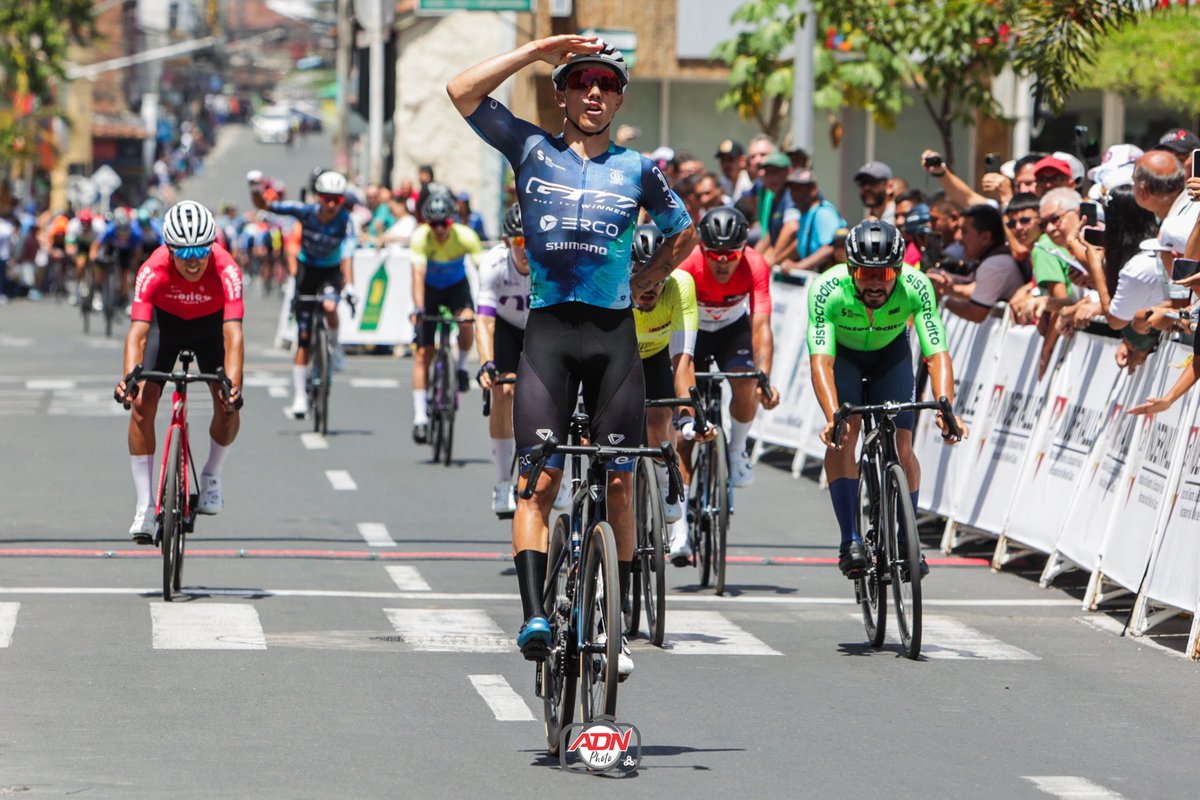 ADN Cycling (@adncycling) on Twitter photo ¡NICOLÁS GÓMEZ, EL MÁS RÁPIDO! 🔥💨
El sprinter antioqueño del <a href="/GWErcoColombia/">GW Erco SHIMANO</a> se quedó con la segunda etapa de la Vuelta al Valle que partió de Candelaria y finalizó en Cartago tras 174 kilómetros de recorrido.
📸 <a href="/edergarces7/">Eder Garcés</a>
👌 <a href="/sistecreditosas/">Sistecredito S.A.S</a> lo hace posible ¡NICOLÁS GÓMEZ, EL MÁS RÁPIDO! 🔥💨
El sprinter antioqueño del <a href="/GWErcoColombia/">GW Erco SHIMANO</a> se quedó con la segunda etapa de la Vuelta al Valle que partió de Candelaria y finalizó en Cartago tras 174 kilómetros de recorrido.
📸 <a href="/edergarces7/">Eder Garcés</a>
👌 <a href="/sistecreditosas/">Sistecredito S.A.S</a> lo hace posible
