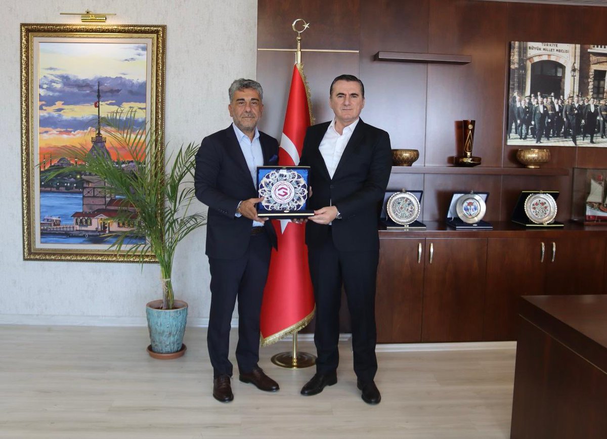 İstanbul Gedik Üniversitesi Rektör V. Prof. Dr. Ahmet Karaaslan’a nazik ziyareti için teşekkürlerimi sunuyorum…