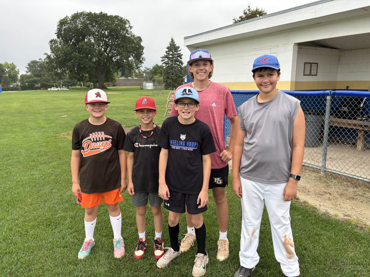 WHSBaseball2's tweet image. The Haribo 5 on 5 Tee Ball World Series
Fischer’s Sour Patch Kids won in walk-off fashion 11-10
Grayson Walger, Jackson Schaefer, Easton Tavenner, and John Cervantes are your Week 1 Champs! #FlyTheW