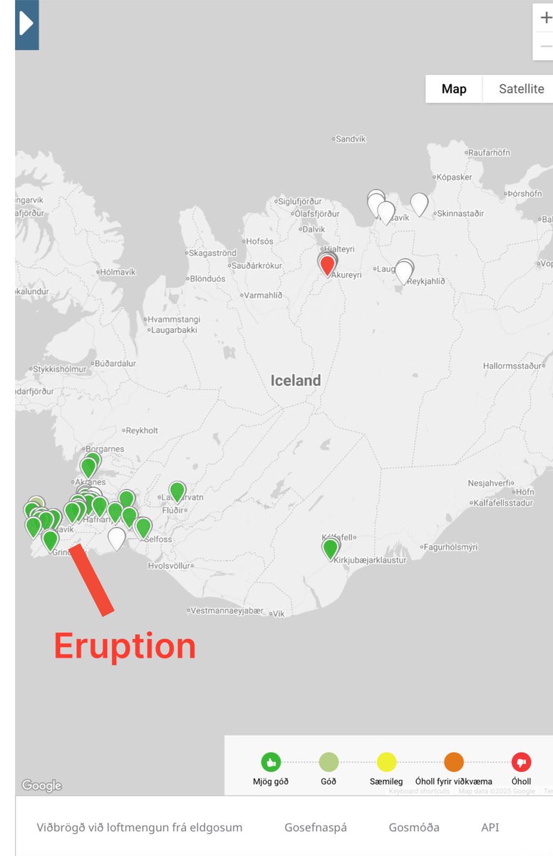 LiljaWriter's tweet image. The Reykjanes eruption is very considerate to send gas all the way to Akureyri. Nothing like enjoying the greyness of volcanic doom from 400 km away. #ThanksVolcano #GaslightingUsAll 🌋💨