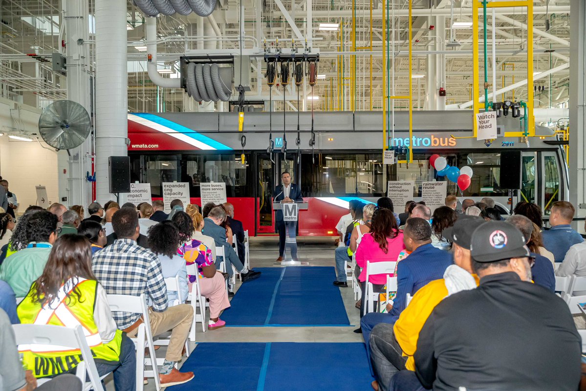 wmataGM's tweet image. 🚌 is the backbone of our region. We appreciate @FTA_DOT for their investment partnership. Thx @CMZParker5 & Board Member Worth for joining our opening of Bladensburg Bus Garage! A new safe & efficient facility for our team that will improve the service we provide our customers!
