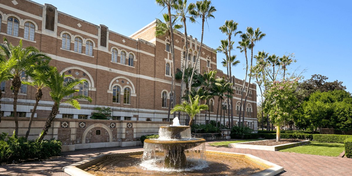 CSatUSC's tweet image. . @USCViterbi is at the International Conference on Machine Learning! See the link below for the papers with applications for healthcare and the theoretical breakthroughs being presented at the premier machine learning conference #ICML
viterbischool.usc.edu/news/2025/07/u…