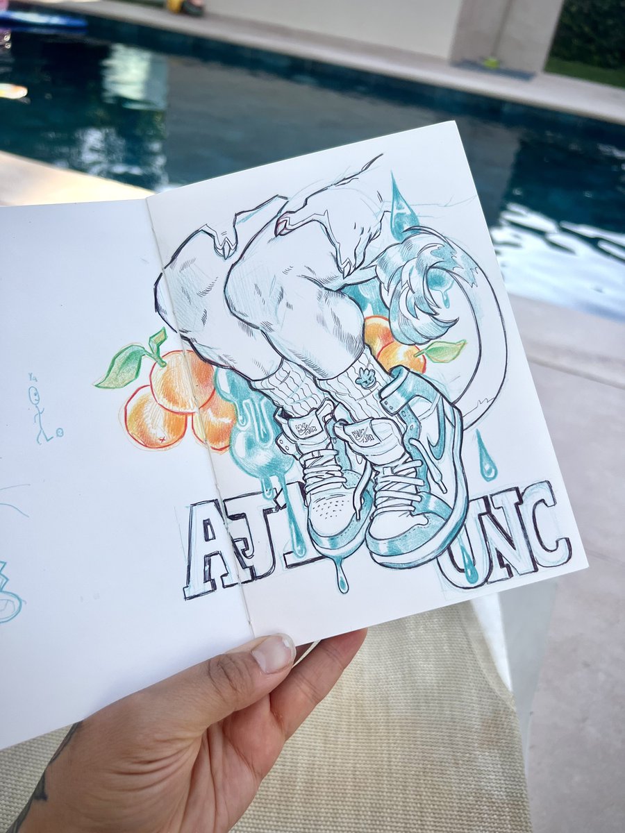 BigRoundLion's tweet image. Started off my little sketchbook, going sneakers mode for these! This was baby’s first pair of sneakers and I utterly destroyed them, they’re still alive to this day ✨