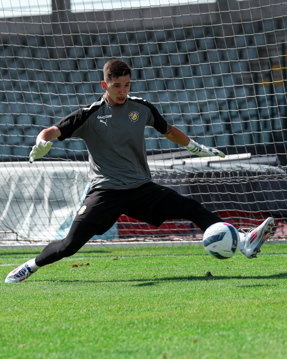 MaritimoMadeira's tweet image. 🧤 Os nossos guarda-redes em ação! 

#CSMaritimo #PreEpocaCSM