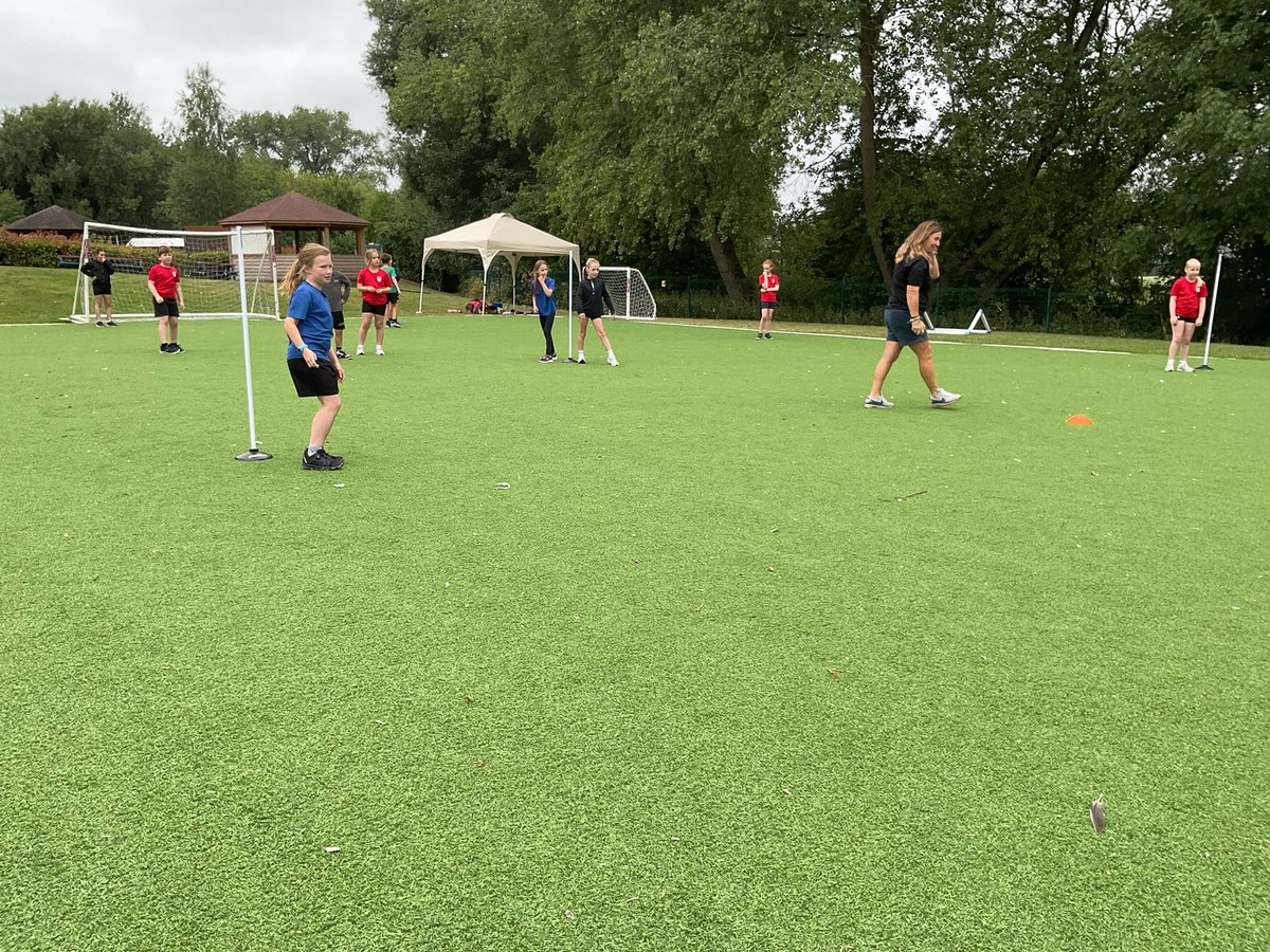 Rounders in the cool!